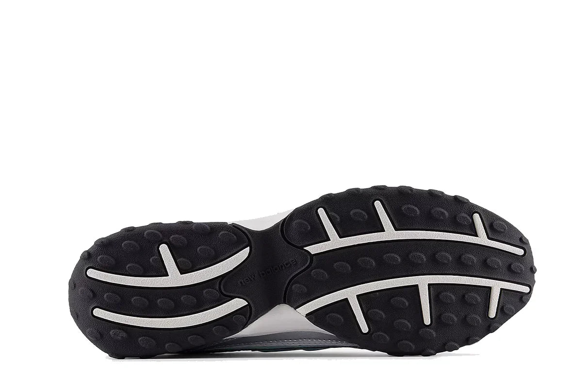 New Balance 204L Light Silver Metallic Prata