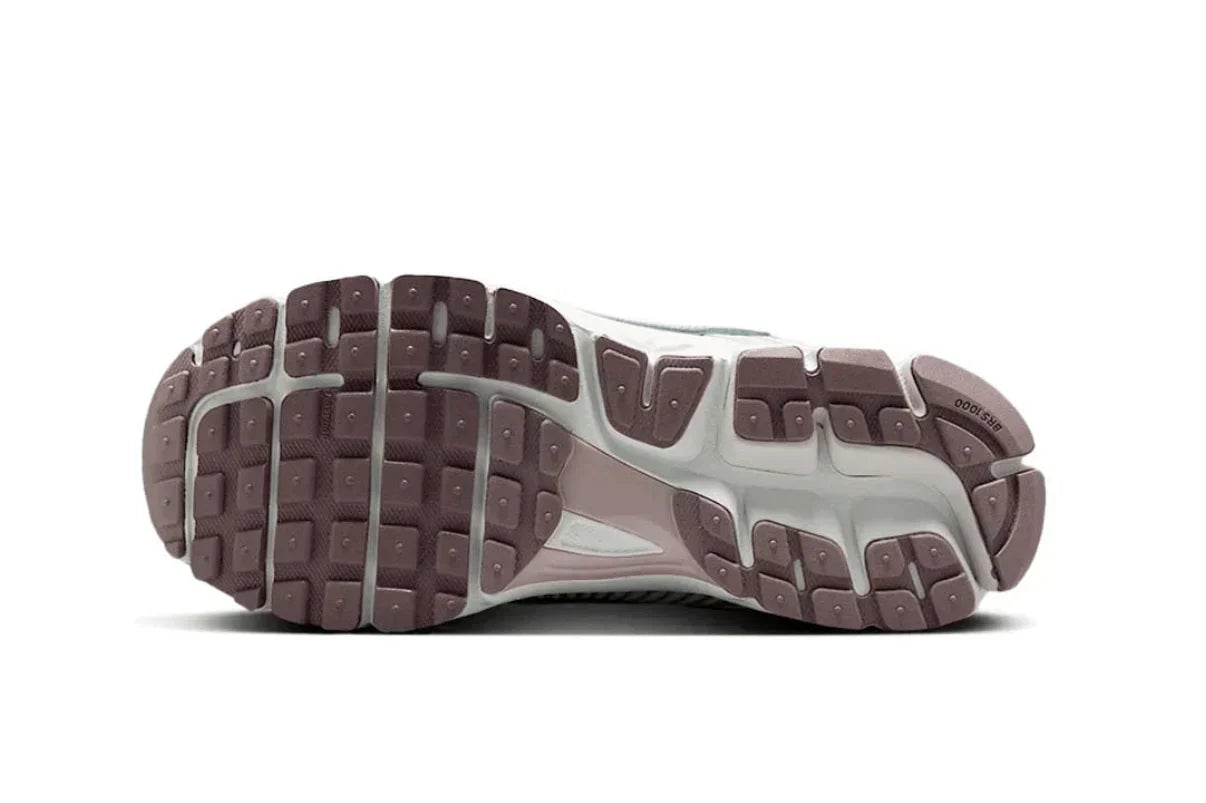 Nike Zoom Vomero 5 Metallic Silver Platinum Violet Prateado/Violeta